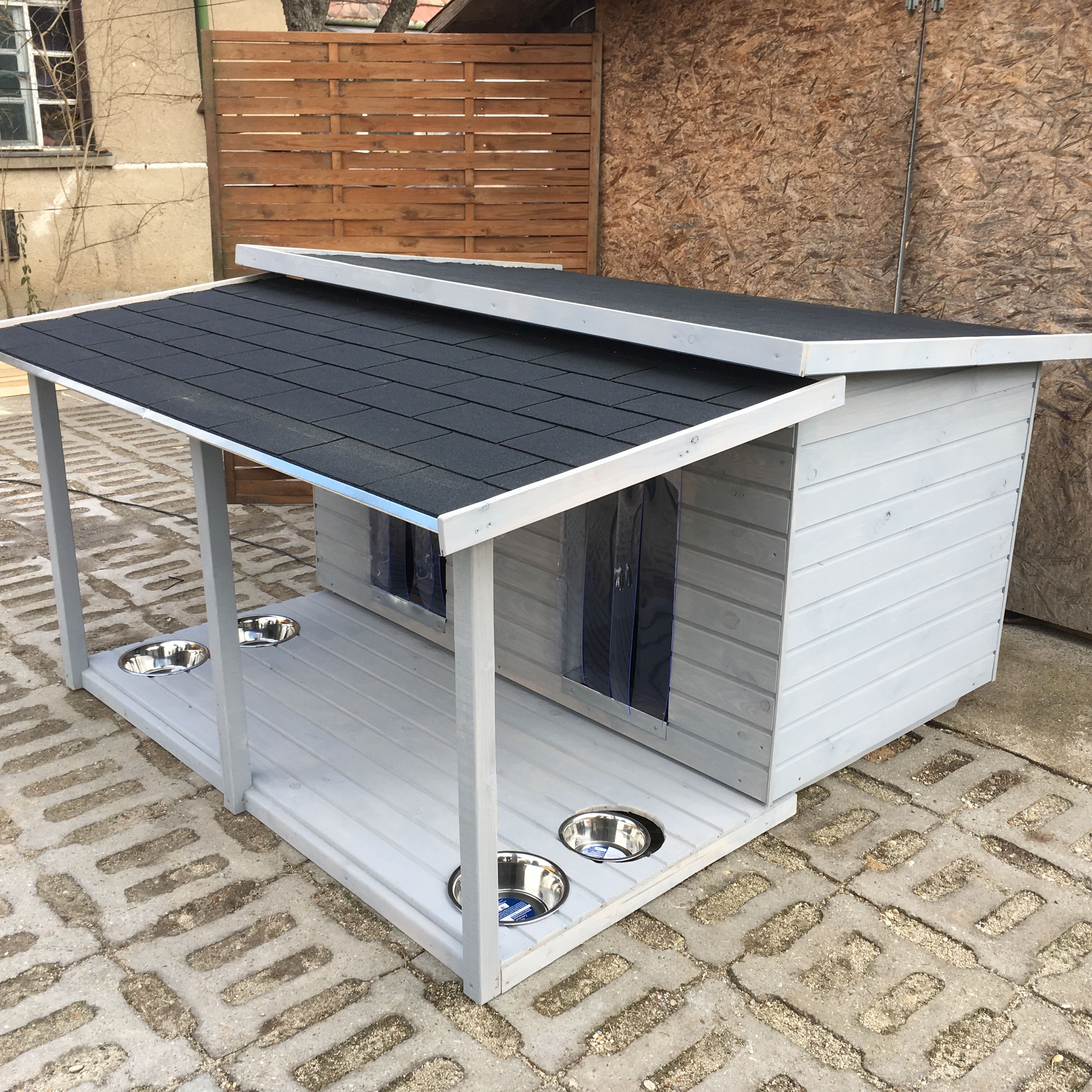 Új 180X100 teraszos dupla kutyaház lapos tetős - szürke, szürke zsindely